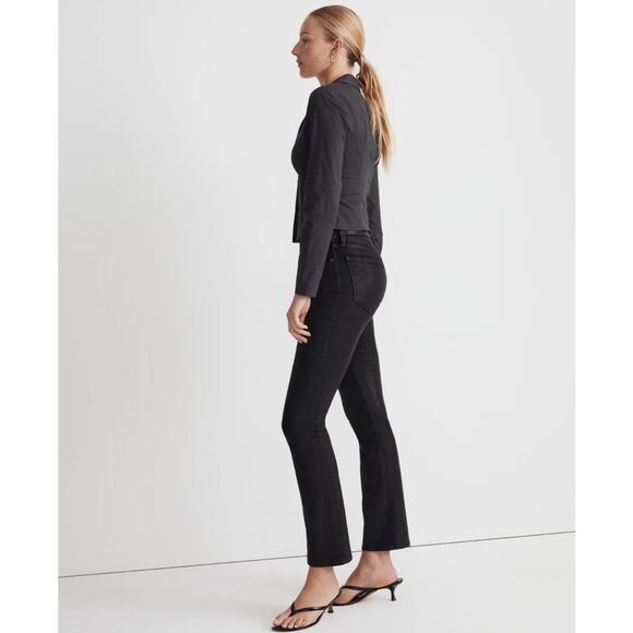 NWT Madewell Petite Kick Out Crop Jeans in True Black Wash: Coated Edition 33P - Picture 7 of 13
